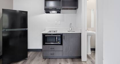 Southern Suites Pensacola Davis