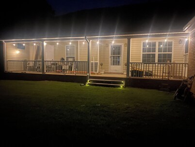 The Palace at the Hampton is Charming and Spacious 4-bedroom house in Tuscaloosa