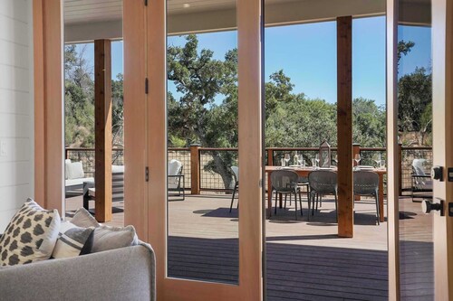 Sunset House at Paradise Ridge by Kohmsa
