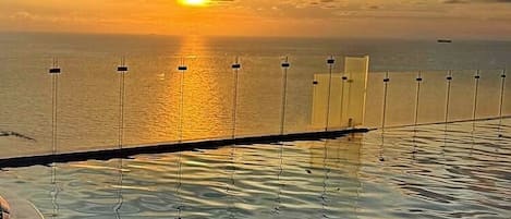 Piscine extérieure, piscine chauffée