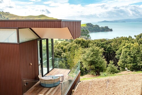 Omana Luxury Villa on Waiheke Island Four intimate villas with private beach
