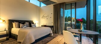 Omana Luxury Villa on Waiheke Island Four intimate villas with private beach
