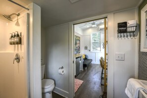 Hair dryer - The Florio, Tiny Home, River, Hiking, and Rafting! (Sylva)