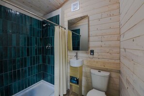 Hair dryer - Riverfront, Hiking, Fishing, 20 min to Smoky Mtns! (Sylva)