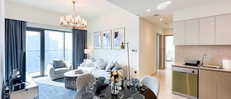 Fernseher, Stereoanlage