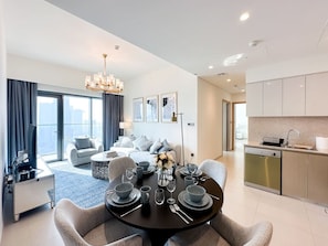 Fernseher, Stereoanlage