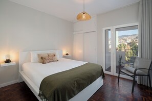 1 quarto, ferros/tábuas de passar roupa, Wi-Fi, roupa de cama