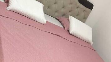 Superior (individual e duplo) | Espaço de trabalho para notebook, Wi-Fi de cortesia