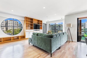 Apartment | Living area