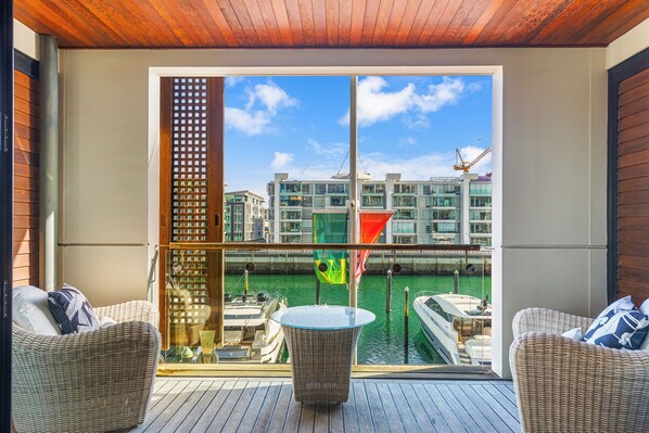 View from property - Stylish 2BR Escape | Urban Bliss | Zodiak Stays (Auckland)