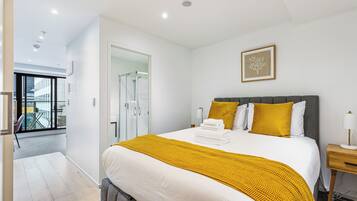 1 habitación, tabla de planchar con plancha y wifi gratis