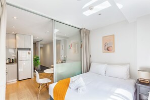 อพาร์ทเมนท์ | 2 ห้องนอน, เตารีด/โต๊ะรีดผ้า, Wi-Fi ฟรี