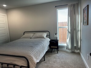 3 bedrooms, WiFi, bed sheets