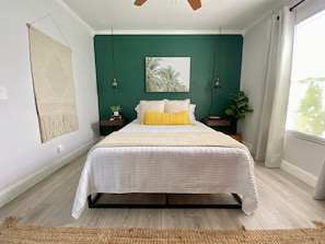 1 chambre, fer et planche à repasser, lit de bébé portatif, Wi-Fi