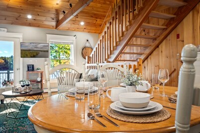 Norway Chalet-Lake & Ski Retreat.  Hot tub, game room & endless adventure