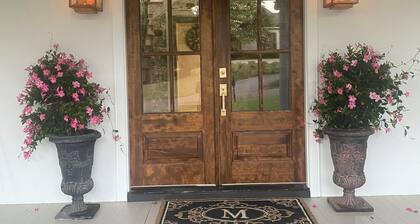 Welcome to the perfect Oxford getaway for an Ole Miss game.