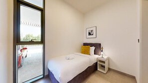 4 bedrooms, in-room safe, iron/ironing board, free WiFi