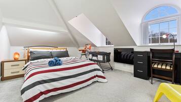 2 soverom, strykejern/-brett, wi-fi (inkludert) og sengetøy