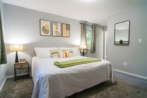 3 Schlafzimmer, Bügeleisen/Bügelbrett, Reisekinderbett, kostenloses WLAN