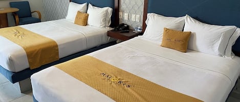 Deluxe-Doppelzimmer | Laptopgeeigneter Arbeitsplatz, Bügeleisen/Bügelbrett, kostenloses WLAN