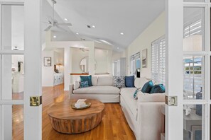 TV, ping pong - Spacious Dog-Friendly Home | Panferio SeaCret | My Beach Getaways (Pensacola Beach)