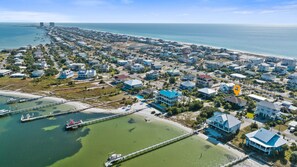 Beach nearby - Spacious Dog-Friendly Home | Panferio SeaCret | My Beach Getaways (Pensacola Beach)