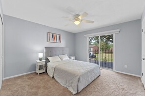 2 bedrooms, desk, iron/ironing board, free WiFi