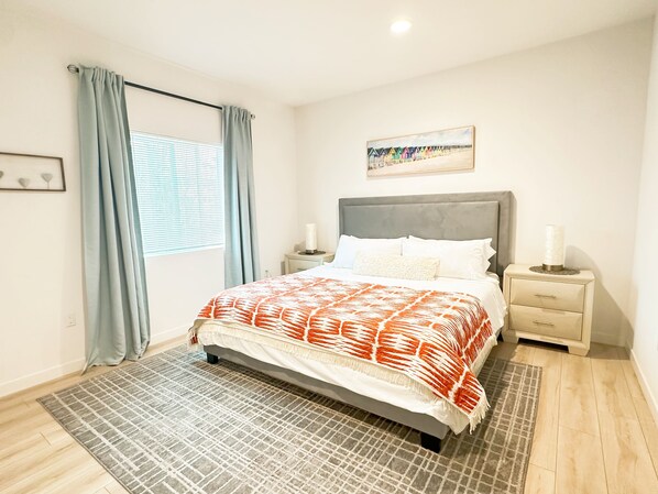 2 bedrooms, desk, iron/ironing board, WiFi