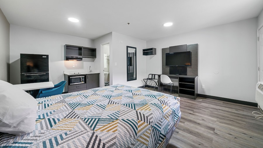 Southern Suites Pensacola Mobile