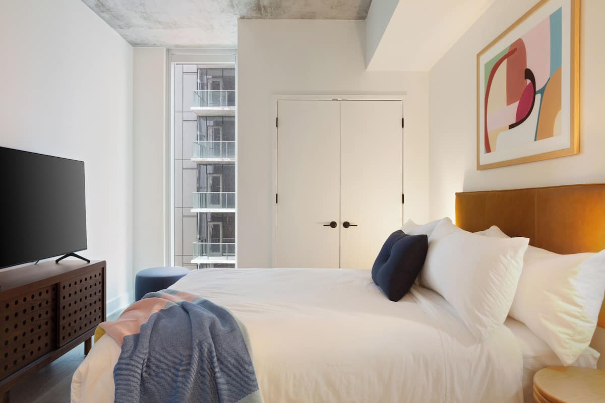 Appartement, balcon, vue ville | 2 chambres, Wi-Fi gratuit