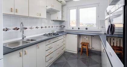 Park Zakrzówek Spacious Apartment