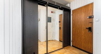 Park Zakrzówek Spacious Apartment