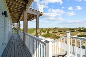 Property grounds - 7205-The Cure, Oceanfront Salvo Oasis w/ Pool, Spa & Elevator (Salvo)