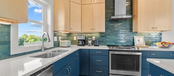 7205-The Cure, 5-Bedroom House in Salvo, NC with Private Pool