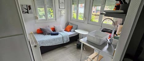 2 habitaciones, cuna de viaje, wifi y ropa de cama