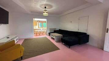 Televisio, työhuone