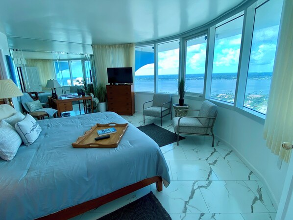 2 bedrooms, desk, iron/ironing board, free WiFi - Weekly discount! 27th Floor 2BR 2BA incredible views! (Daytona Beach)