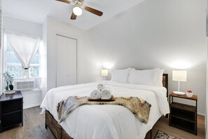 2 bedrooms, WiFi, bed sheets