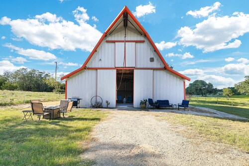 Box 3- A Birdy Vacation Rental