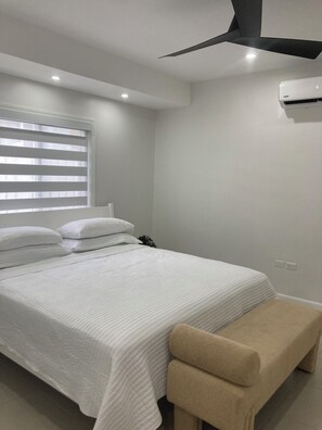 3 bedrooms, iron/ironing board, travel cot, free WiFi