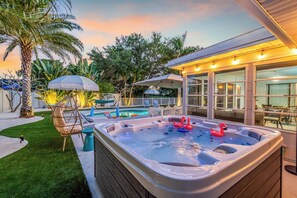 Terrace/patio - Near AMI-Heated Pool-Hot Tub-Game Room-Putting Green-Outdoor Games (Bradenton)