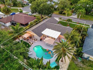 Exterior - Near AMI-Heated Pool-Hot Tub-Game Room-Putting Green-Outdoor Games (Bradenton)