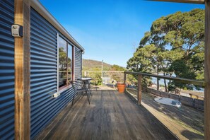 Front of property - Blossoms on the Bay - 4 Bedrooms (Nubeena)