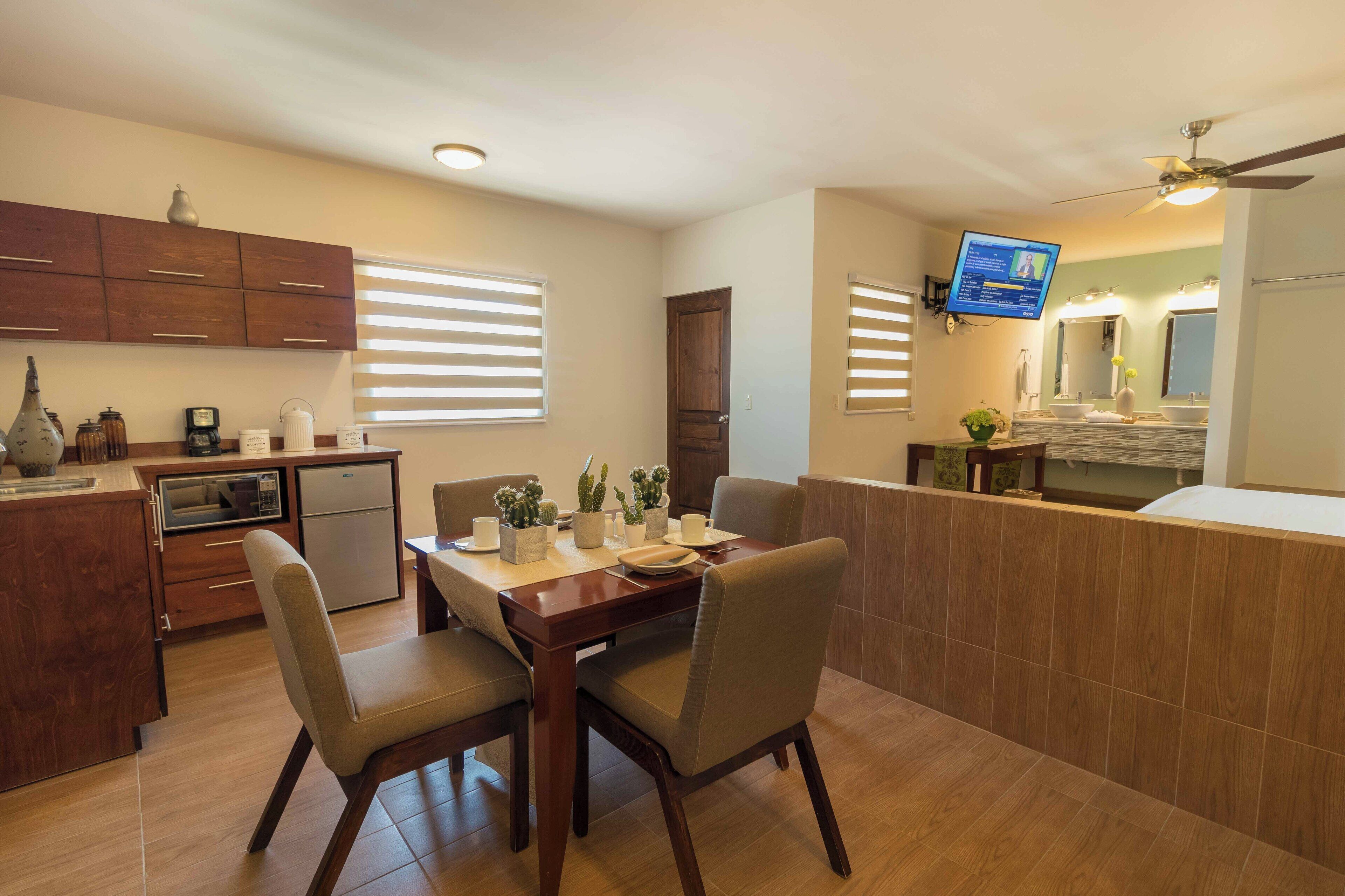 Superior Suite | Living area | TV
