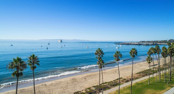 Sun-loungers, beach towels