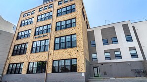 Unclassified image, 3 of 9, button - One Bedroom King with views of the heart of downtown. (Madison)