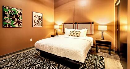 One Bedroom King with views of Lake Monona in the heart of downtown.