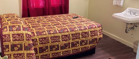 Habitación económica doble | Ropa de cama