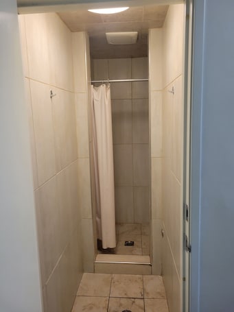 Towels, soap, toilet paper. Randolph Hotel