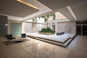 Interior - Sky Luxury (Roma)
